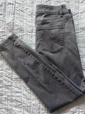 White House Black Market Women's Charcoal Skinny Jeans